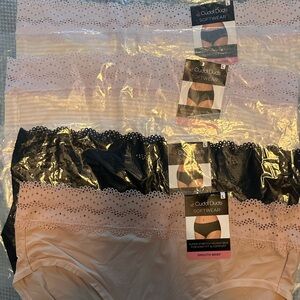 4 Brand New CUDDL DUDS underwear. New in package. Size L.
